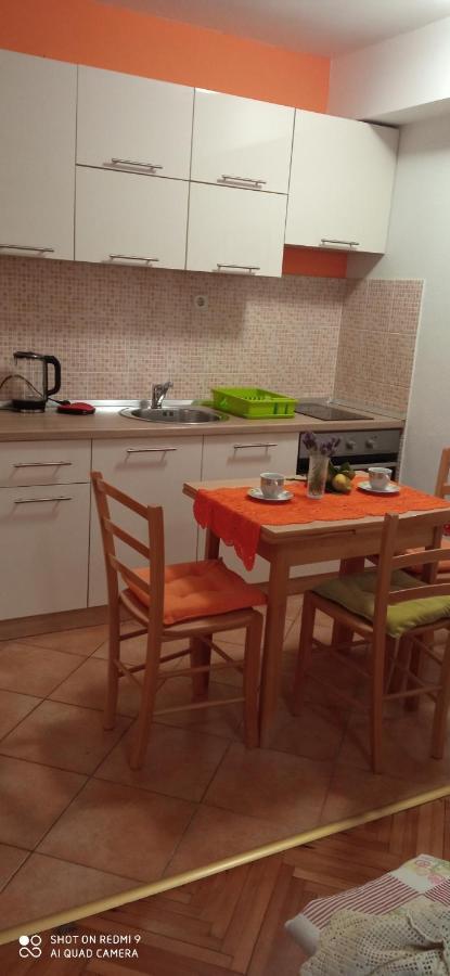 Studios Ana Mari Komiža Exteriör bild