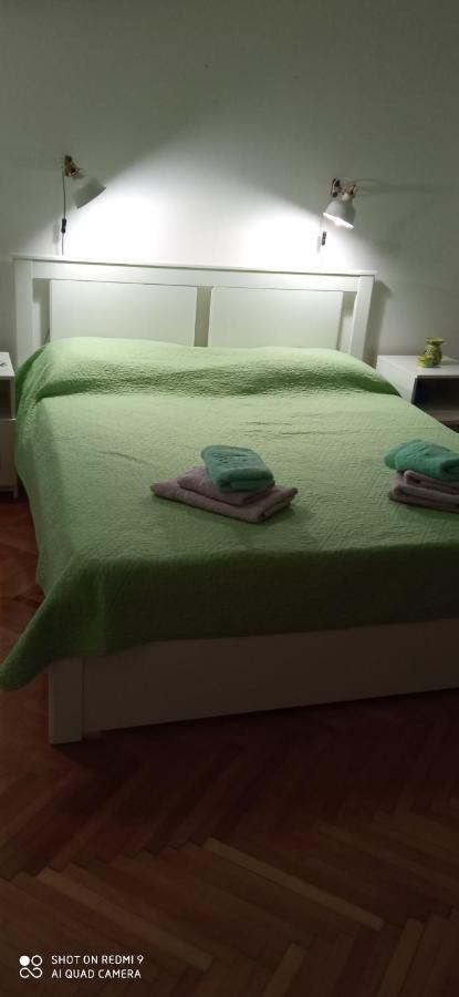 Studios Ana Mari Komiža Exteriör bild