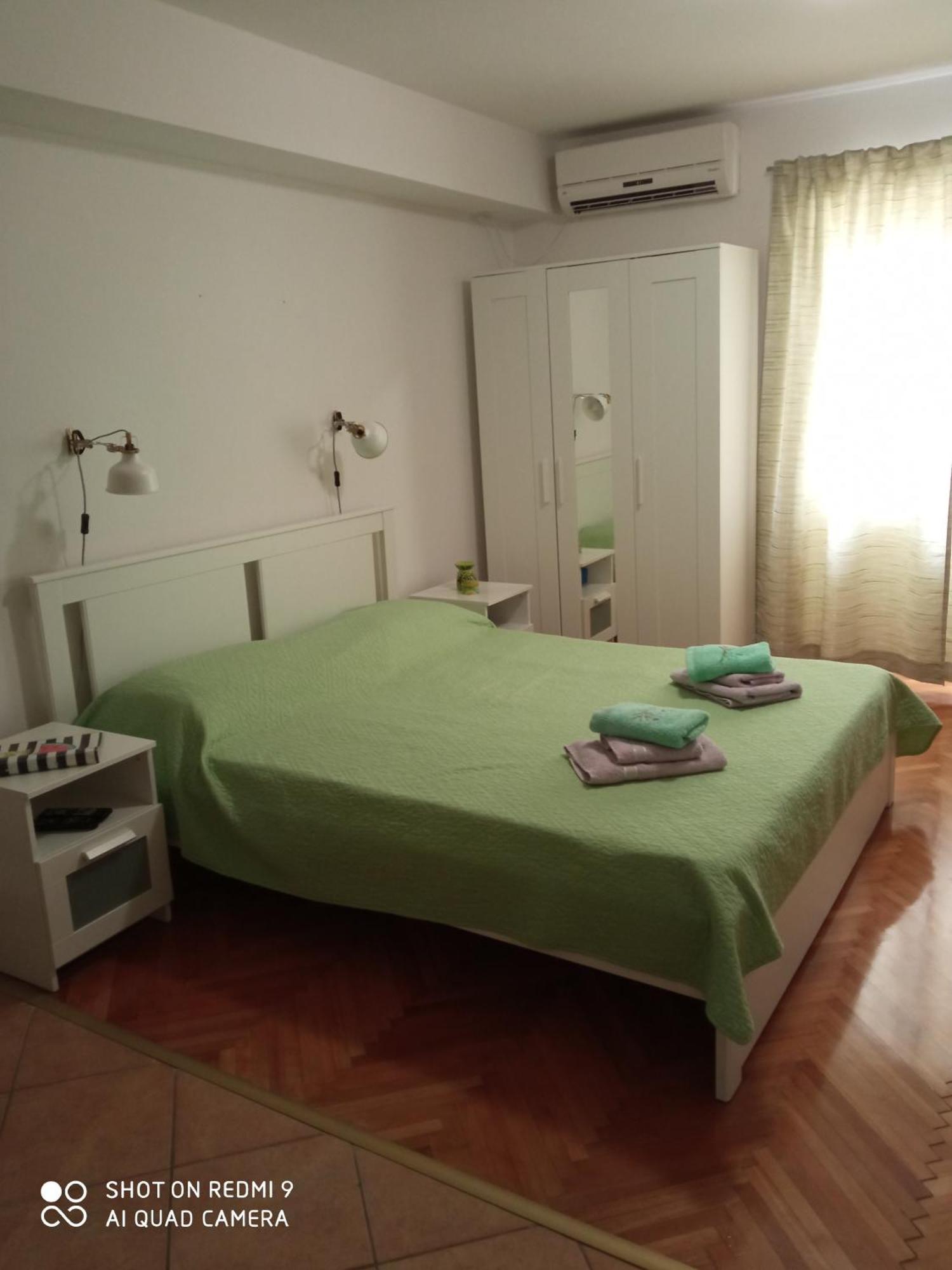 Studios Ana Mari Komiža Rum bild
